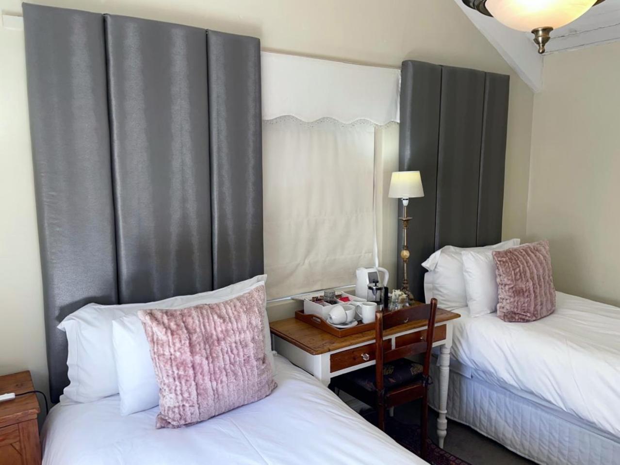 Paternoster Manor Hotel Bagian luar foto