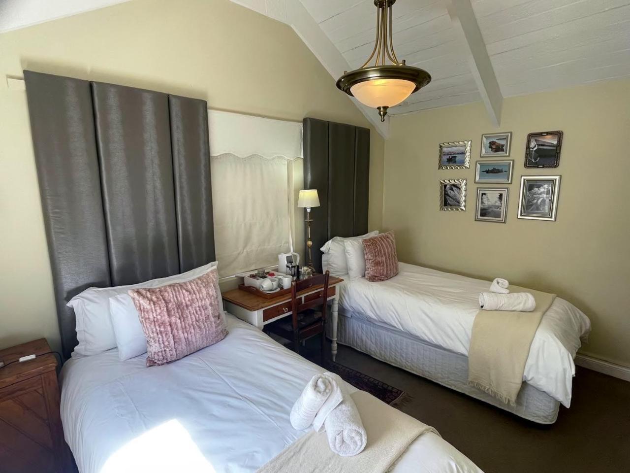 Paternoster Manor Hotel Bagian luar foto